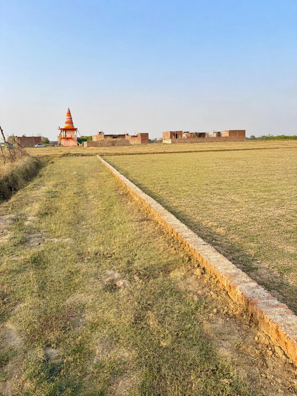 मुस्कान हॉस्पिटल के पीछे 20X50 sqft का प्लॉट 