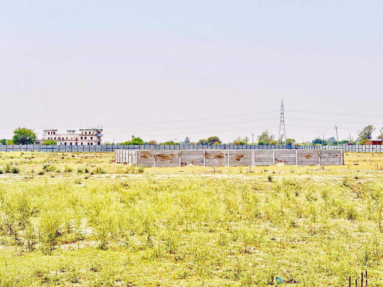 संत आसाराम बापू आश्रम के पास 25X40 sqft का प्लॉट 